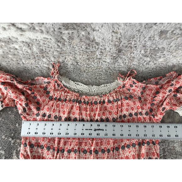 EyeShadow Size L Geometric Lace Cold Shoulder Dress Pink Short Sleeve Lined - Picture 4 of 10